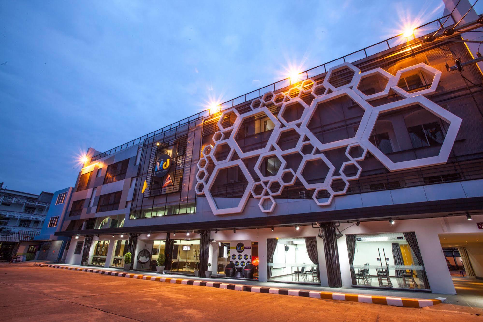 Md Grand Hotel Nakhon Накхонситхаммарат Экстерьер фото
